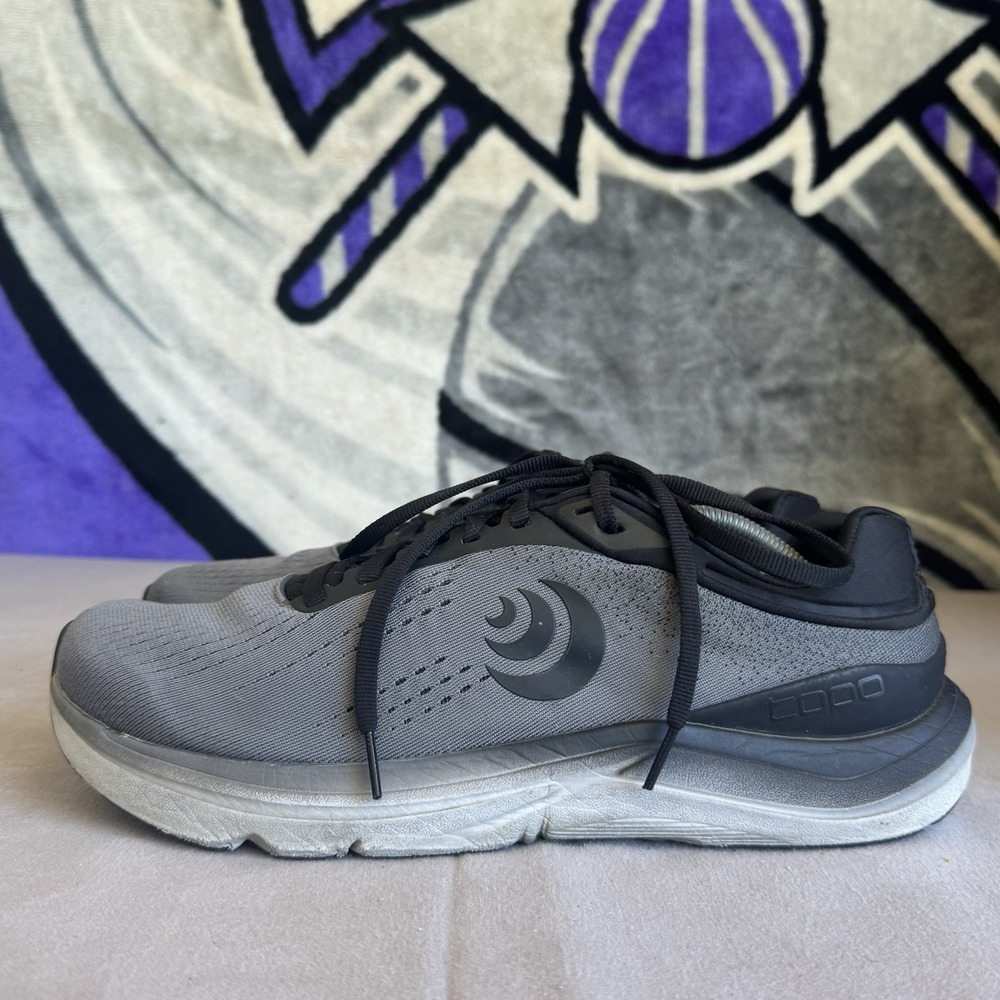 Size 11.5 - Topo Athletic Magnifly‎ 5 Charcoal/Black Mens